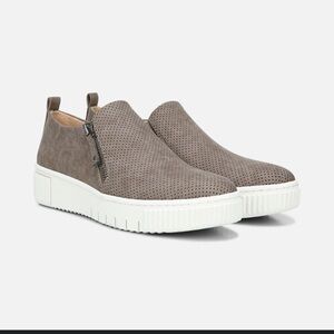 Soul by Naturalizer Slip On Dark Grey Casual Faux Leather Arch Support Sneaker
